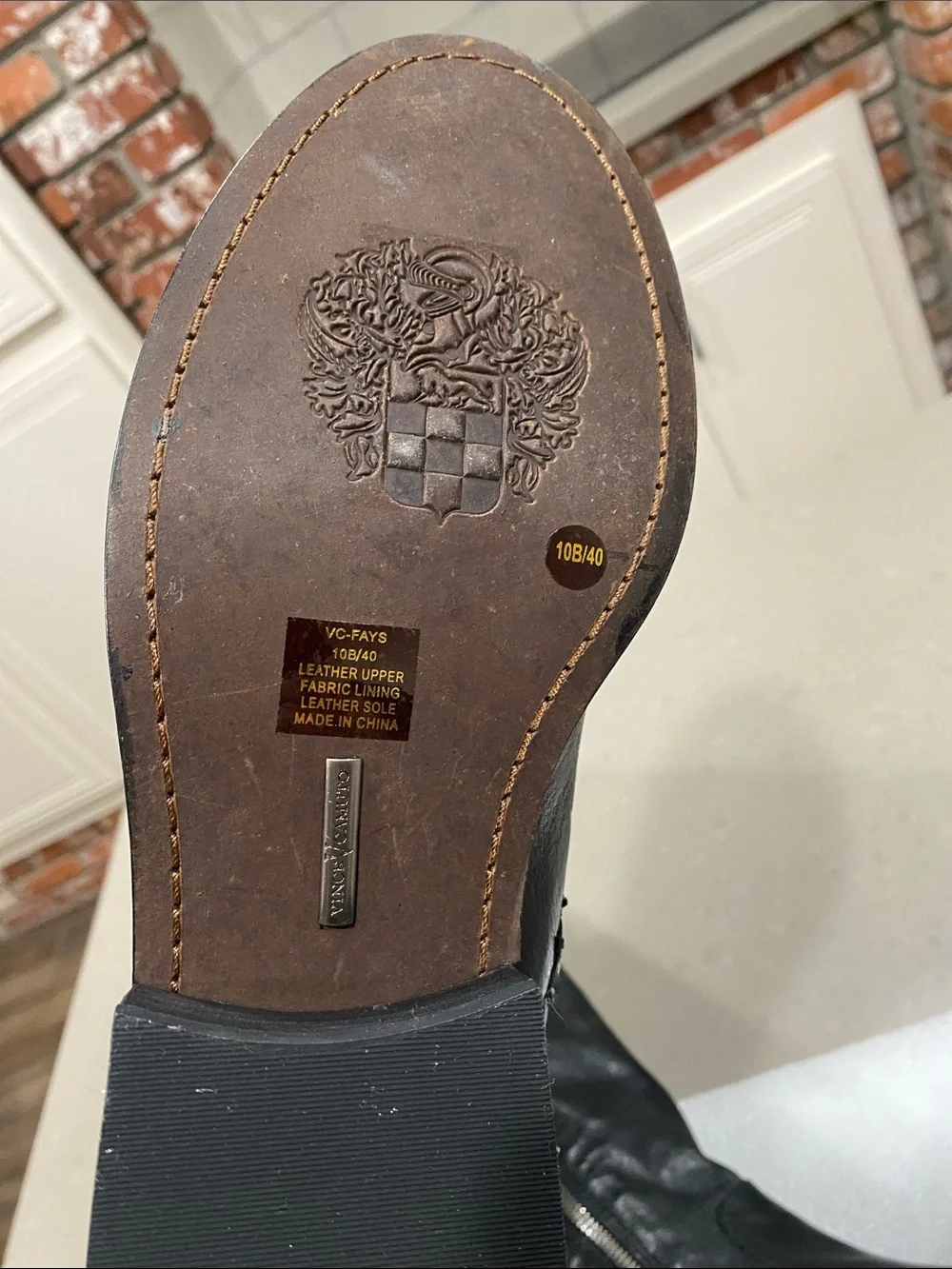 Vince Camuto new vince
